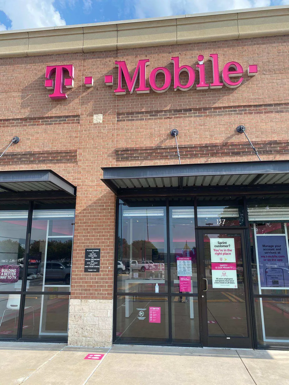 Exterior photo of T-Mobile store at Shiloh & Arapaho Center, Garland, TX