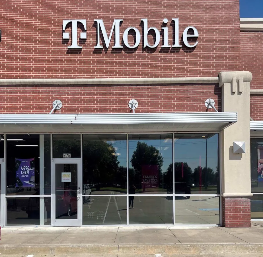 Exterior photo of T-Mobile Store at N Garland Ave & Naaman Forest Blvd, Garland, TX