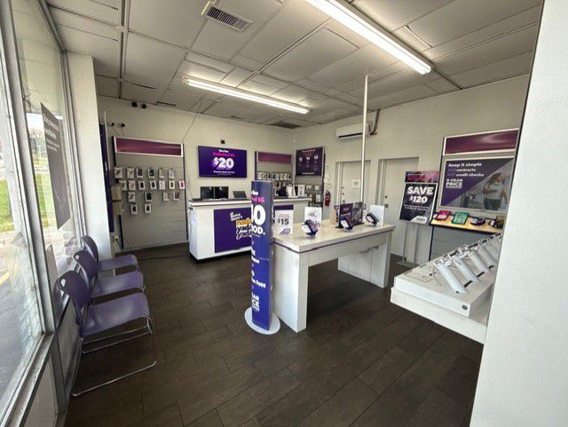 Metro by T-Mobile 703B 9th St SE - 703B 9th St SE 