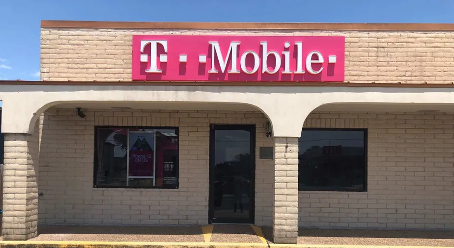 Exterior photo of T-Mobile Store at Hwy 35N & Colorado St, Rockport, TX