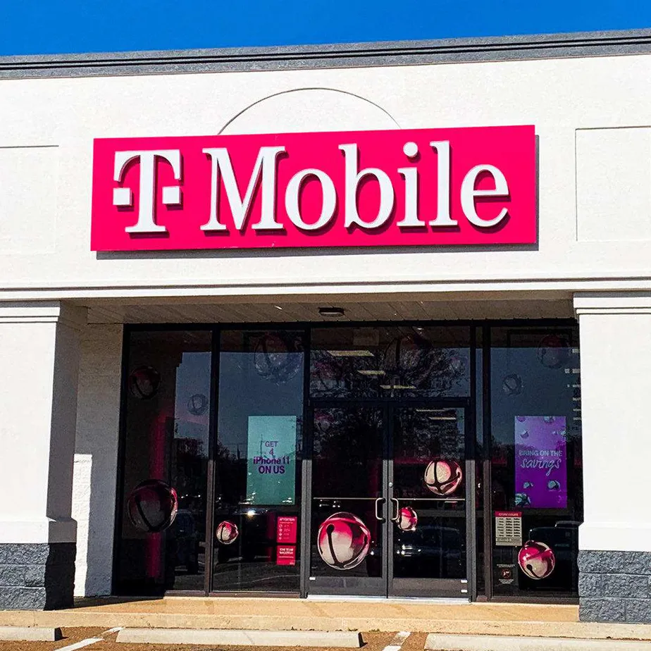 Exterior photo of T-Mobile store at Panola St & Wilson Dr, Senatobia, MS
