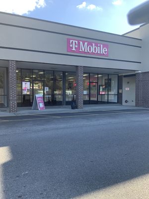 T-Mobile Authorized Retailer