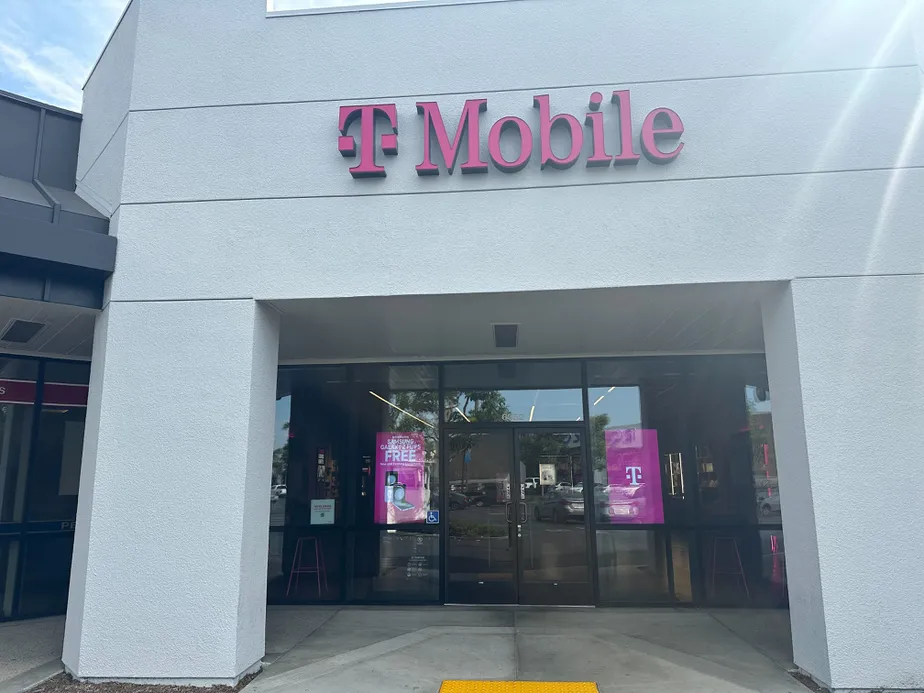 TMobile Knott & Katella Cypress, CA