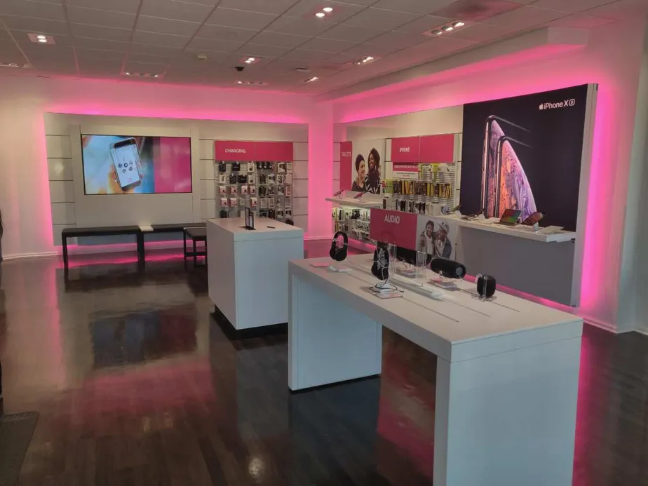 Interior photo of T-Mobile Store at Creekside Plaza, Columbia, SC