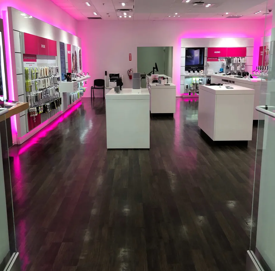 Interior photo of T-Mobile Store at Brandon Town Center 2, Brandon, FL