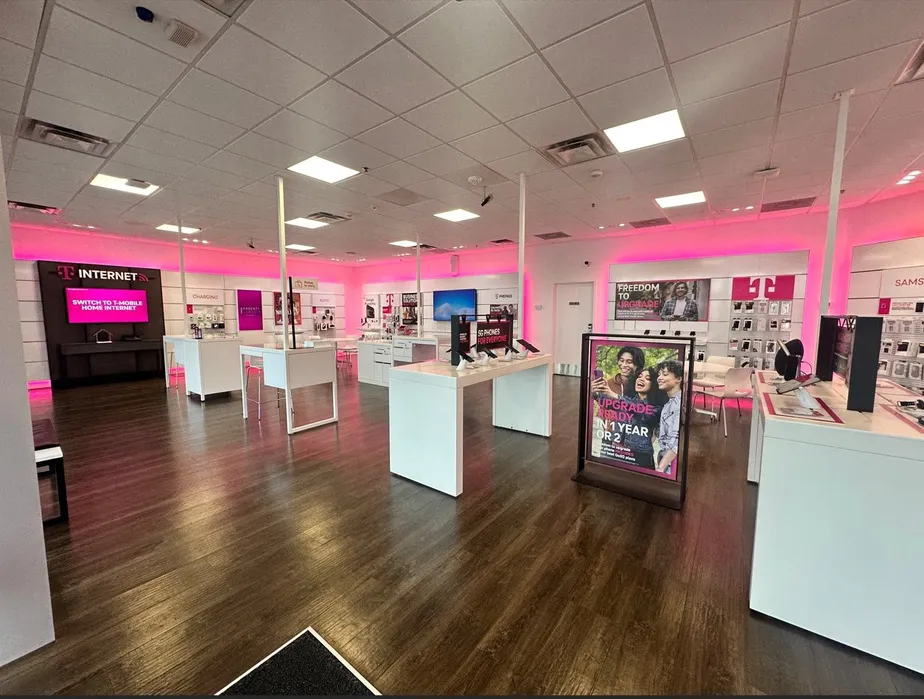  Interior photo of T-Mobile Store at Park Centre & Fort Union, Salt Lake City, UT 