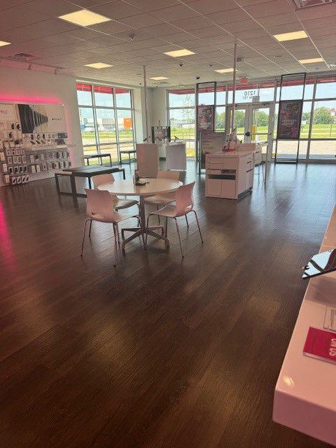 Interior photo of T-Mobile Store at Grand & Winfield, Mount Pleasant, IA