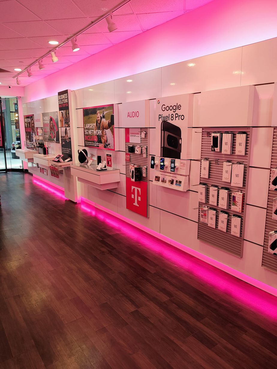 Interior photo of T-Mobile Store at Bay Park Square, Green Bay, WI