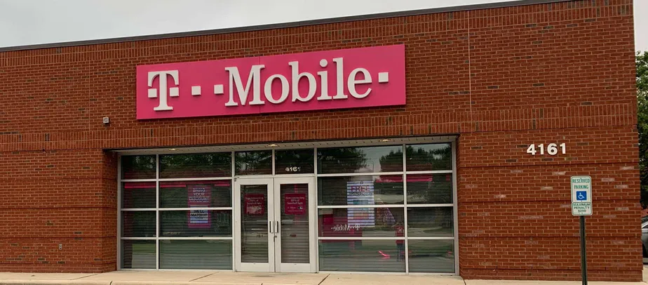 Exterior photo of T-Mobile store at Skibo Rd & Chason Ridge Dr, Fayetteville, NC