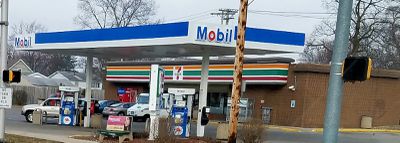 Image gallery for 7-Eleven