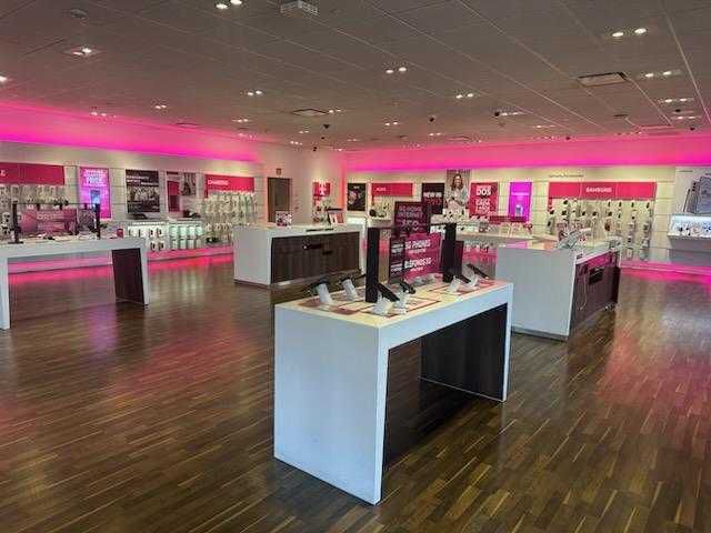 Interior photo of T-Mobile Store at 33rd Ave & Indian School, Phoenix, AZ
