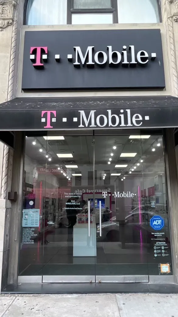  Exterior photo of T-Mobile Store at Atlantic & 4th, Brooklyn, NY 