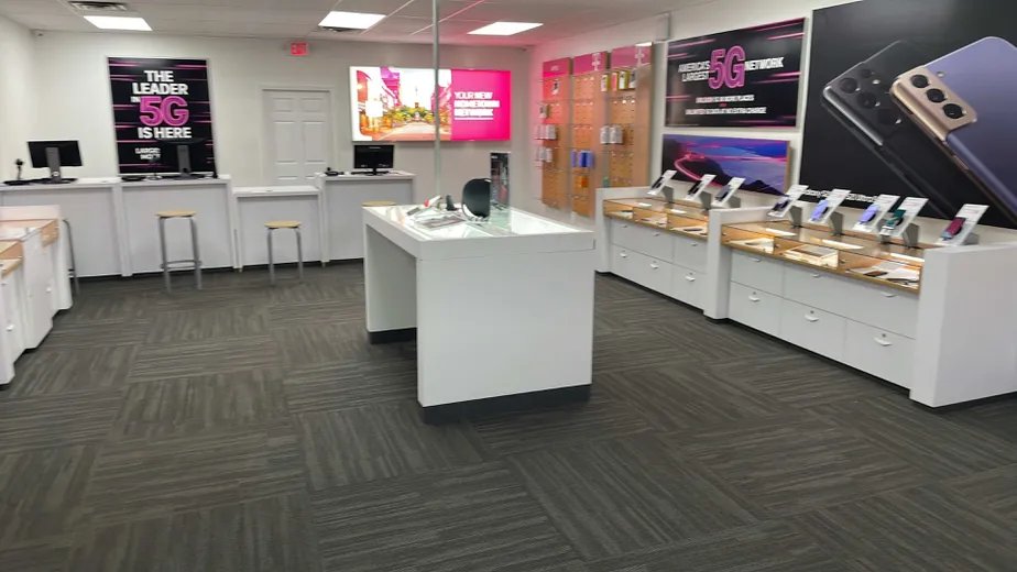 Interior photo of T-Mobile Store at Hinton - Stokes Dr, Hinton, WV