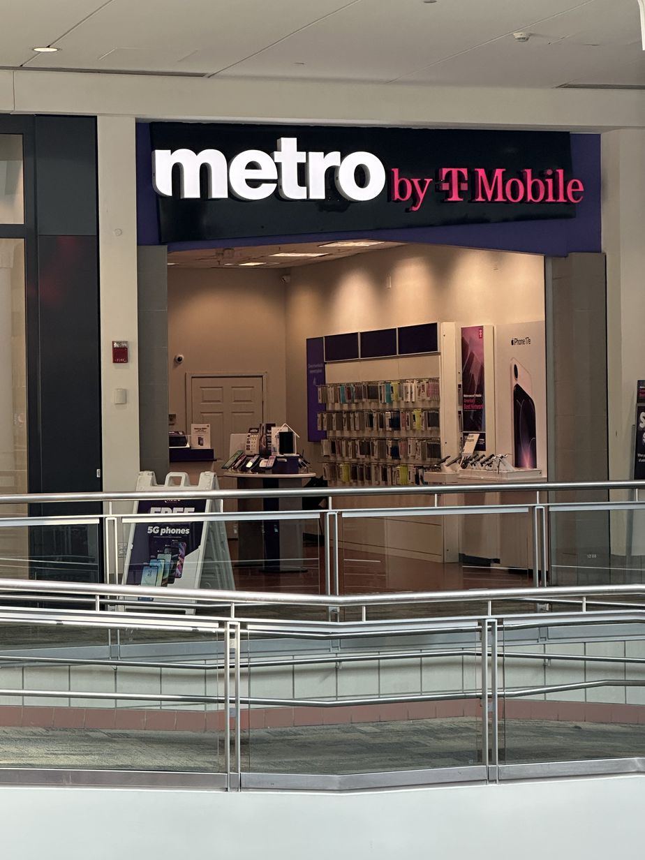 Metro by T-Mobile 250 Granite St - 250 Granite St 