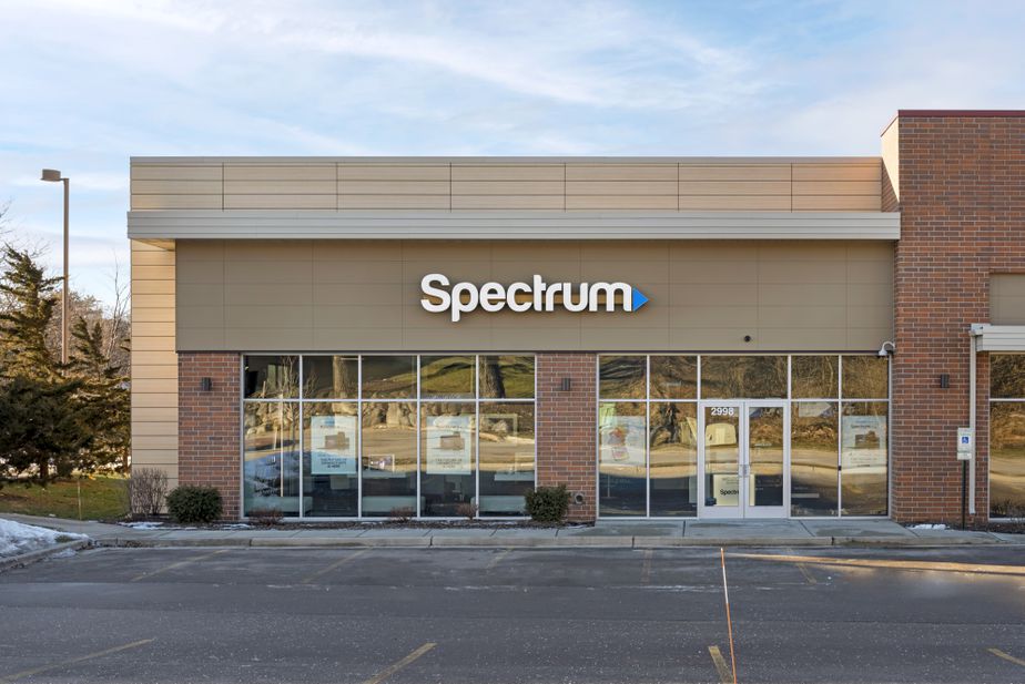 Spectrum - 2998 Golf Court 