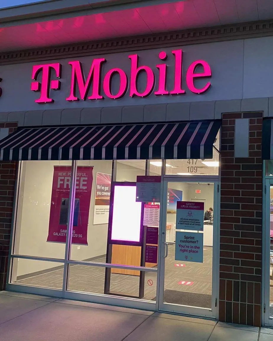 Exterior photo of T-Mobile store at E Route 173 & Deep Lake Rd, Antioch, IL