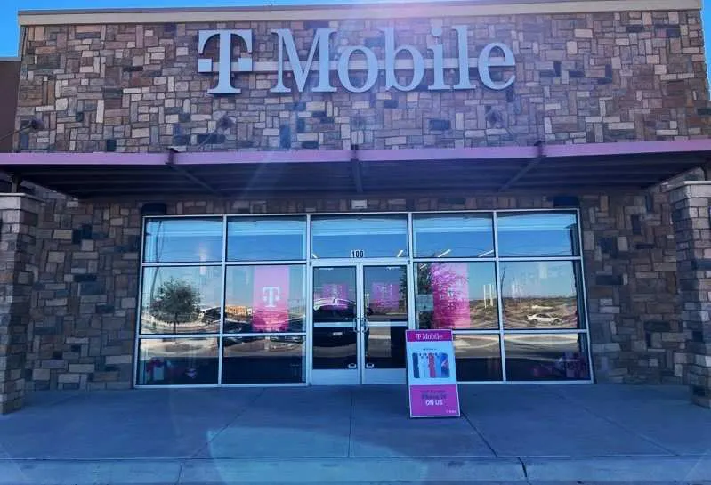 Exterior photo of T-Mobile Store at Montana Bldg & Montana Ave, El Paso, TX