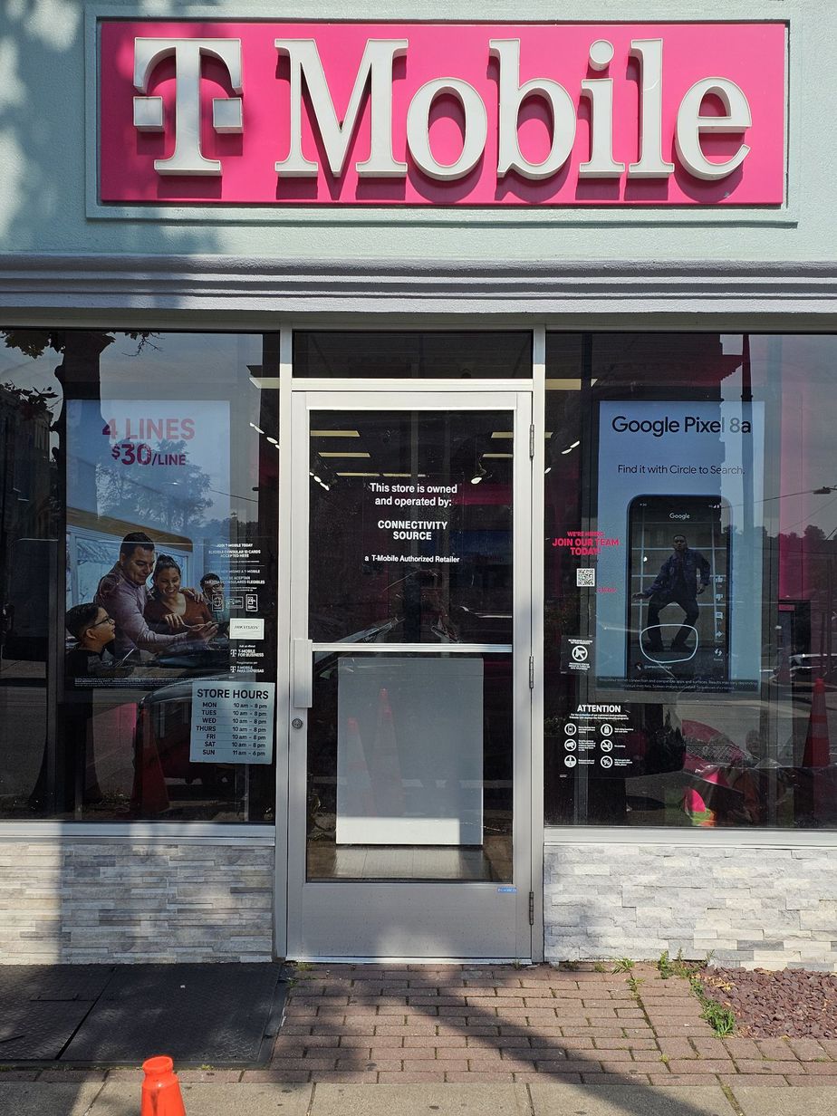 Exterior photo of T-Mobile Store at Washington St & Belleville Ave, Belleville, NJ