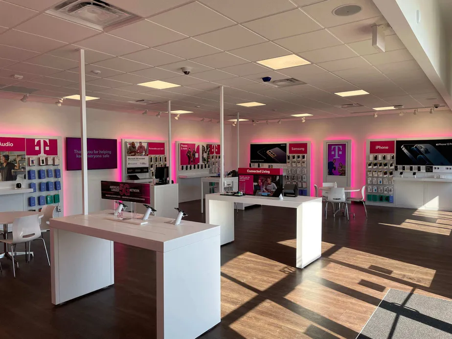 Interior photo of T-Mobile Store at Old State Rte 3 & Marketplace Dr, Waterloo, IL