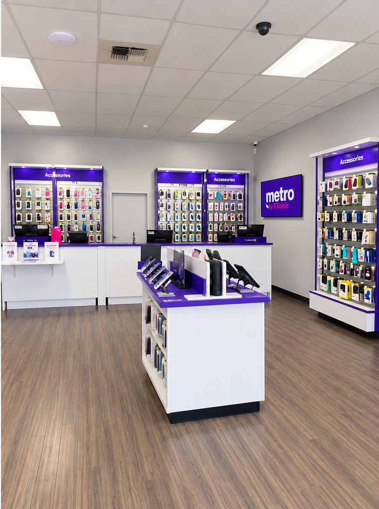 Metro by T-Mobile 753 N Golden State Blvd - 753 N Golden State Blvd 