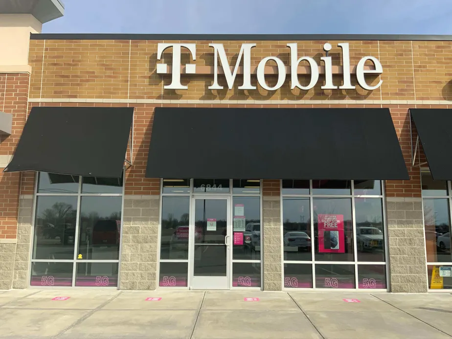 Exterior photo of T-Mobile store at Whitestown Pkwy & Veterans Dr, Zionsville, IN