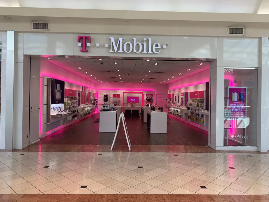 Exterior photo of T-Mobile store at Crabtree Valley Mall, Raleigh, NC