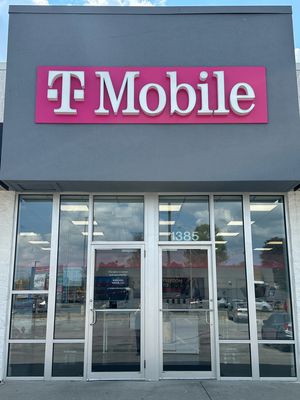 T-Mobile Authorized Retailer
