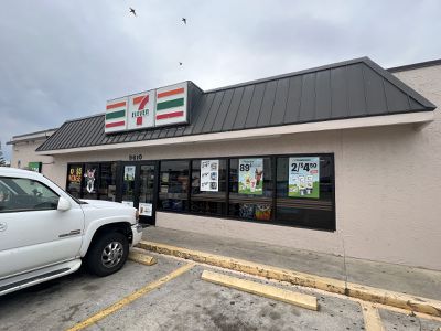 Image gallery for 7-Eleven