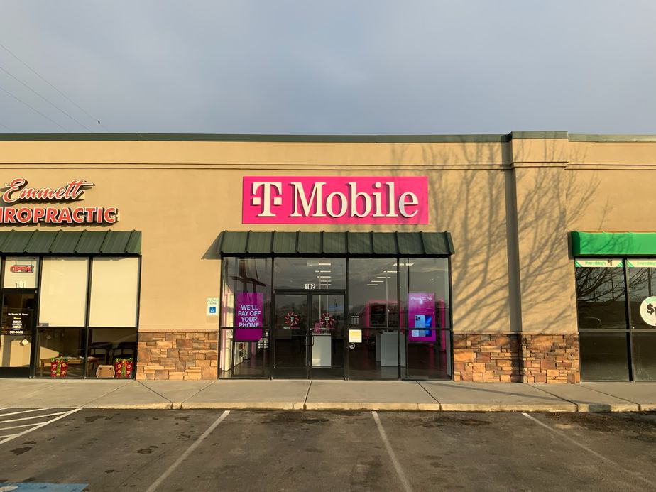 Exterior photo of T-Mobile Store at Highway 16 & N Washington Ave, Emmett, ID
