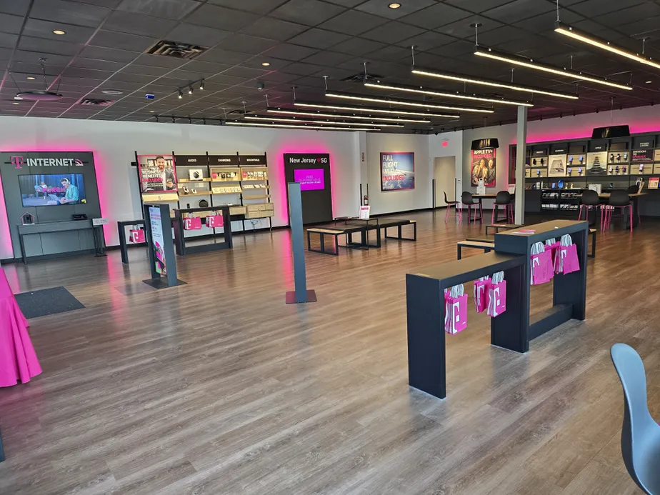  Interior photo of T-Mobile Store at RT 10 Morris Plains, Morris Plains, NJ 
