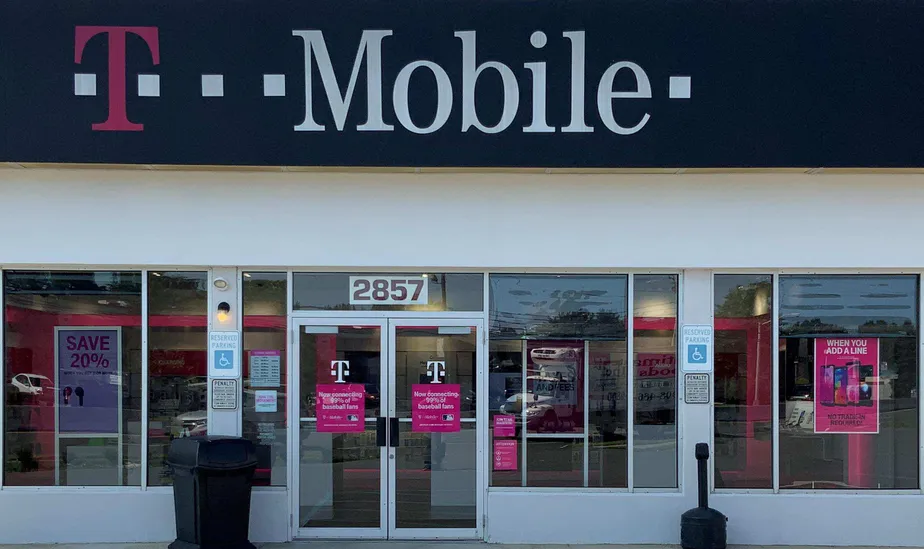 Exterior photo of T-Mobile store at Hazlet, Hazlet, NJ
