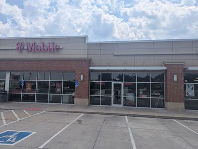 T-Mobile Authorized Retailer