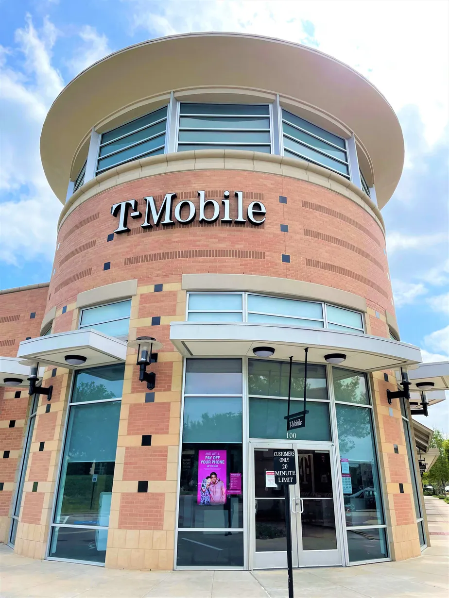Exterior photo of T-Mobile store at Hwy 6 & Prudential Cir, Sugar Land, TX