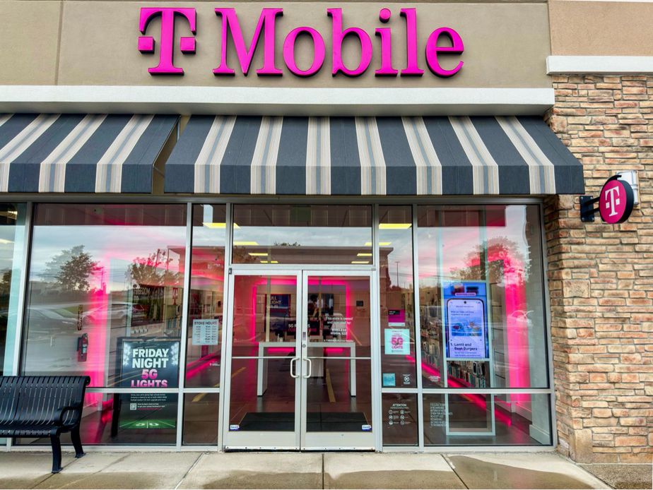 Exterior photo of T-Mobile Store at Perth Rd & Golf Course Rd, Amsterdam, NY