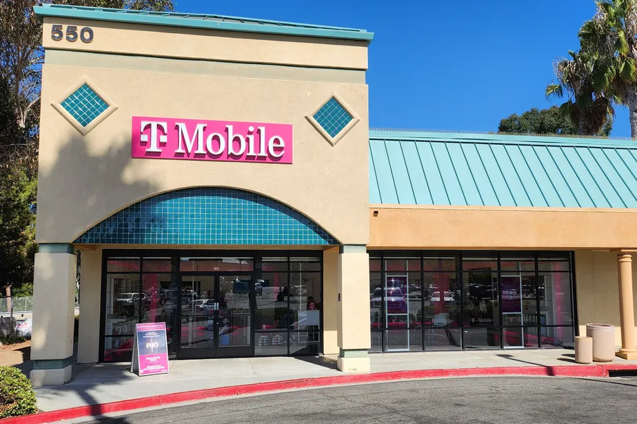  Exterior photo of T-Mobile Store at Melrose & Hacienda, Vista, CA 