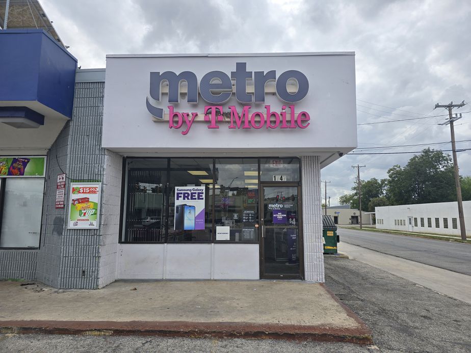 Metro by T-Mobile 1747 FREDERICKSBURG RD - 1747 FREDERICKSBURG RD 
