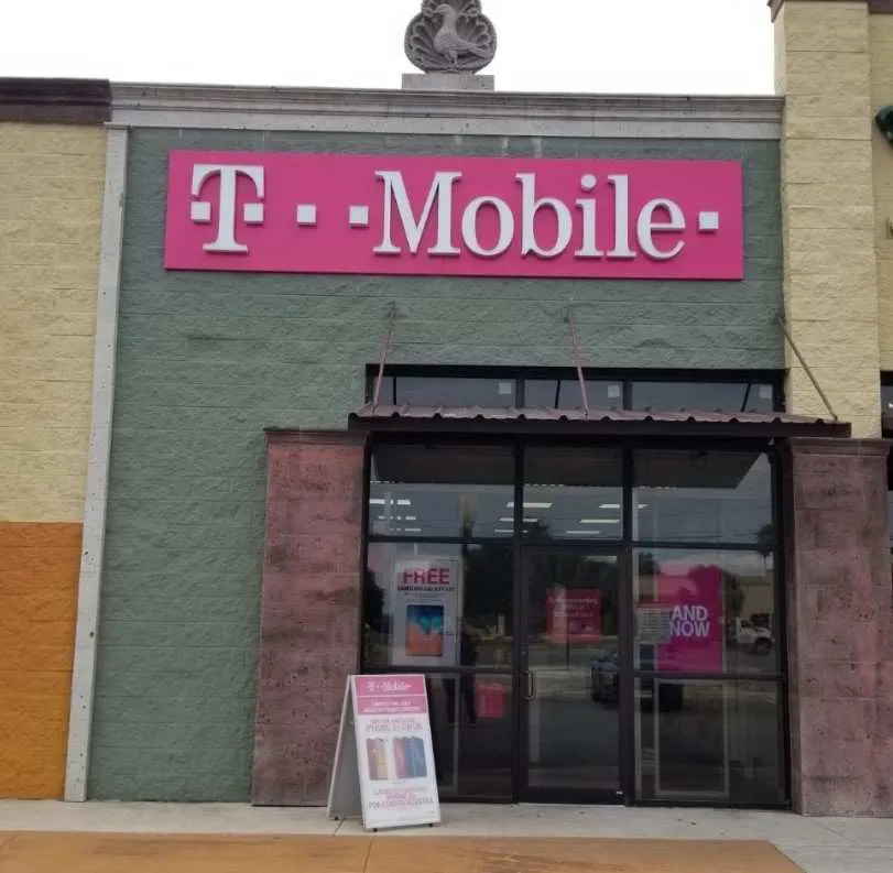 Exterior photo of T-Mobile store at E Main St & Ham Ln, Uvalde, TX