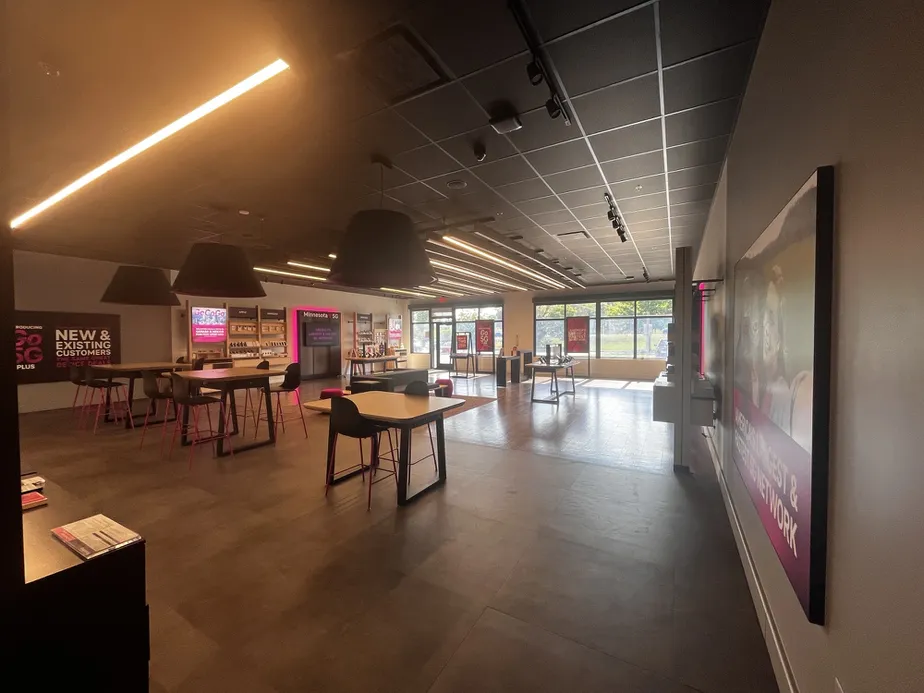  Interior photo of T-Mobile Store at White Bear Ave & Hwy 36, Maplewood, MN 
