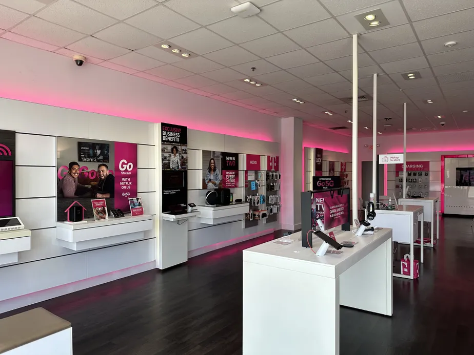  Interior photo of T-Mobile Store at Frankford Ave & Morell Ave, Philadelphia, PA 