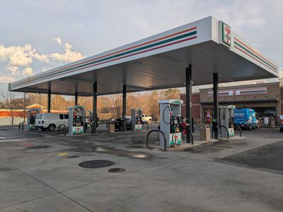 Image gallery for 7-Eleven
