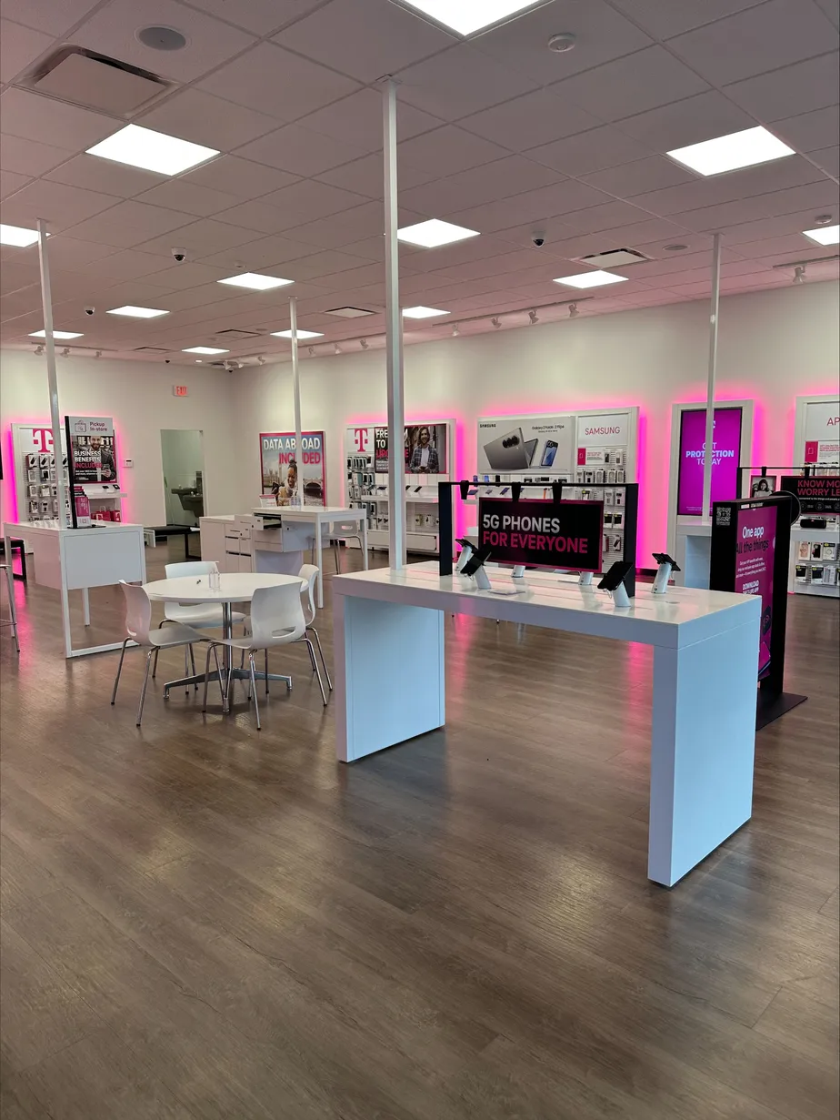  Interior photo of T-Mobile Store at Conroe Marketplace, Conroe, TX 