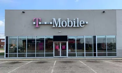 T-Mobile Front & Oregon