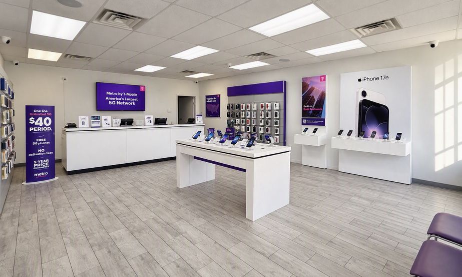 Metro by T-Mobile 10150 Almeda Genoa Rd - 10150 Almeda Genoa Rd 