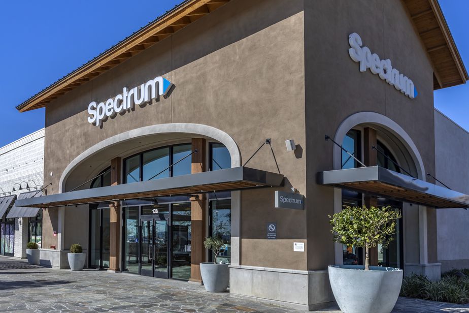 Spectrum - 20201 W Rinaldi St 