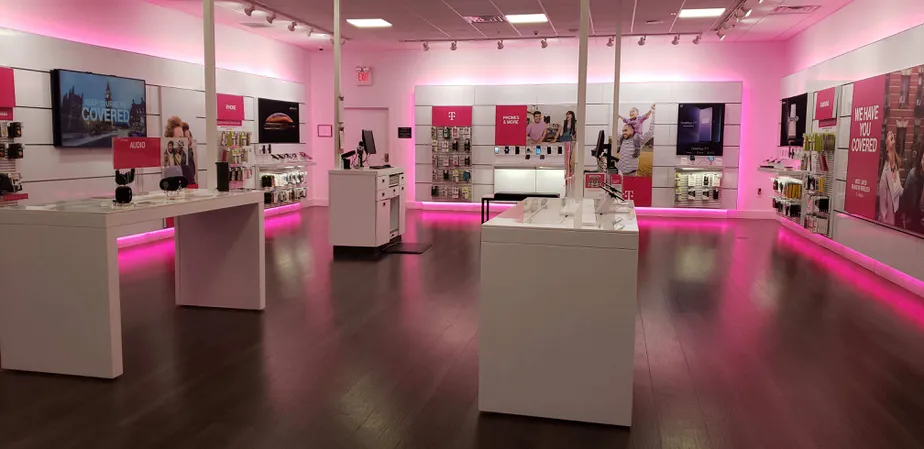 Interior photo of T-Mobile Store at South Jefferson Ave & Minnear St, Cookeville, TN