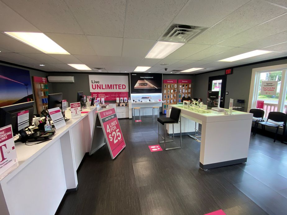 Interior photo of T-Mobile Store at S Main St & W Pacific Ave, Cape May Court House, NJ
