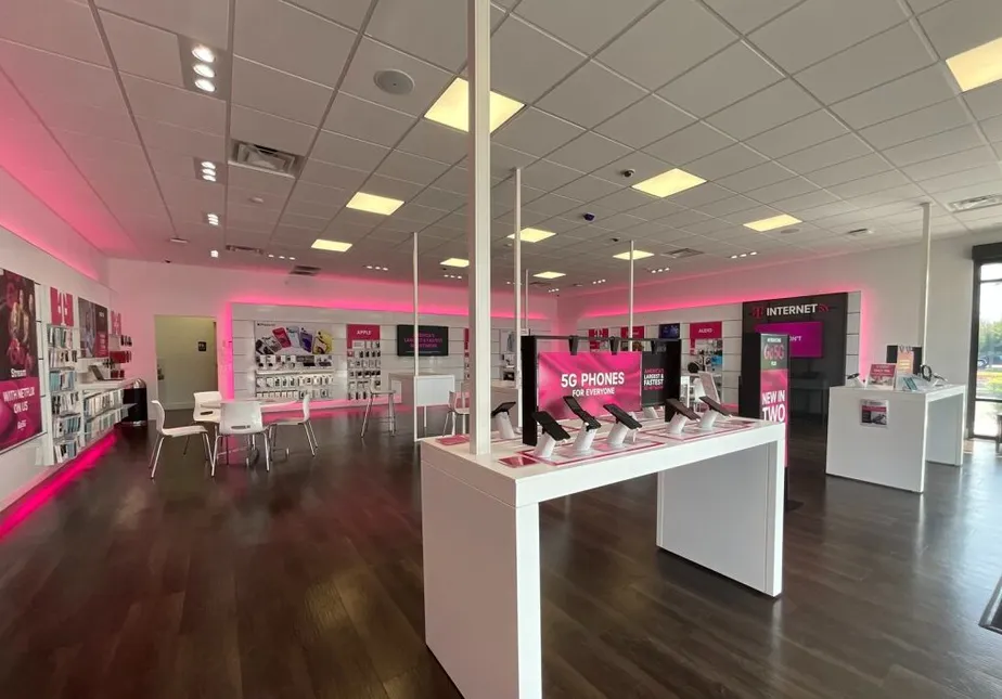  Interior photo of T-Mobile Store at Oakleaf Town Center, Jacksonville, FL 