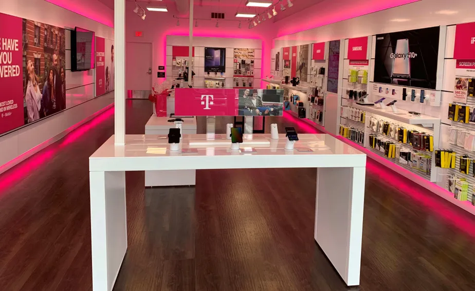 Interior photo of T-Mobile Store at Brodhead Rd & Mill St, Aliquippa, PA