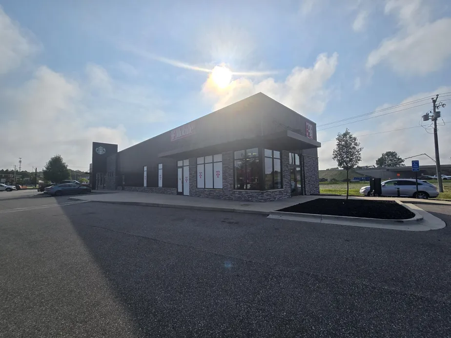  Exterior photo of T-Mobile Store at Stevensville, Stevensville, MI 
