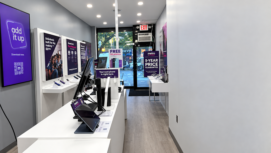 Metro by T-Mobile 646 9th ave - 646 9th ave